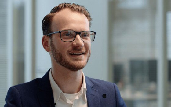 Vacaturecampagne Finc Assistent Accountant 1 assistent accountant werven finance recruitment marketing 3 560x350 1