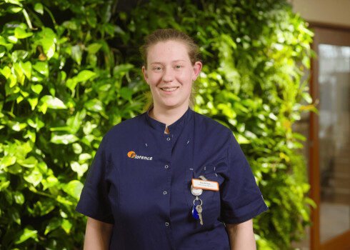 helpenden werven in de zorg vacature campagne 3 490x350 1