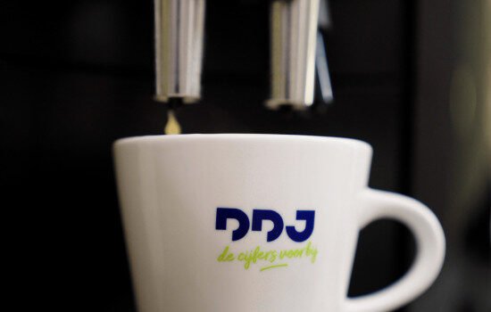 vacaturecampagne ddj accountants werven in de finance 551x350 1