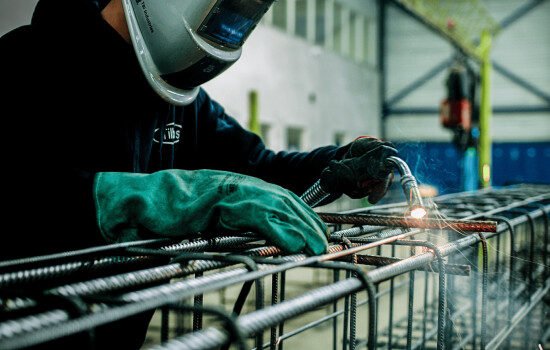 werving bouw technisch personeel betonstaalwerker ijzervlechter 551x350 1