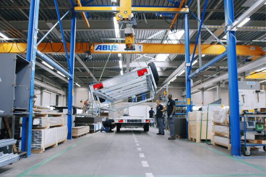 Vacaturecampagne HAPERT Assemblagemedewerker 4 assemblage medewerkers werven aanhangers vacature campagne 3 525x350 1