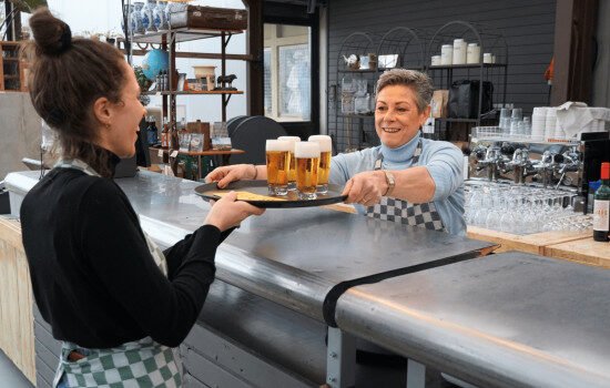 Vacaturecampagne Boerkok medewerker bediening 2 horeca personeel werven vacaturecampagne 551x350 1