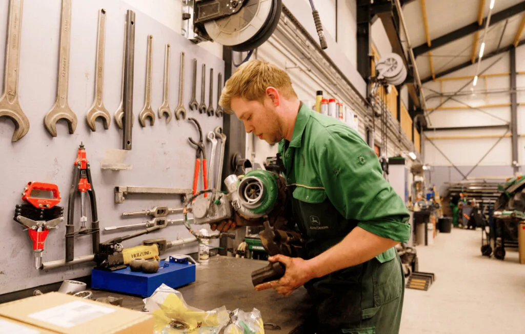 vacaturecampagne monteur landbouw werven technisch personeel